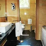 Doimo Hotel 4*