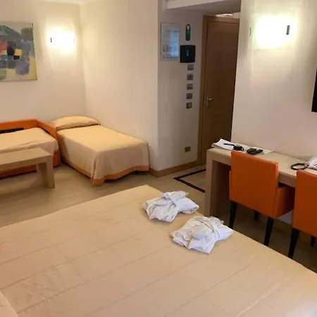Ξενοδοχείο Doimo 4*